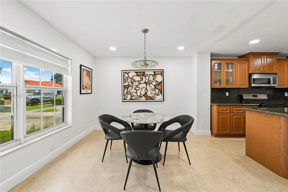 10350 SW 136th Ct Miami, FL 33186