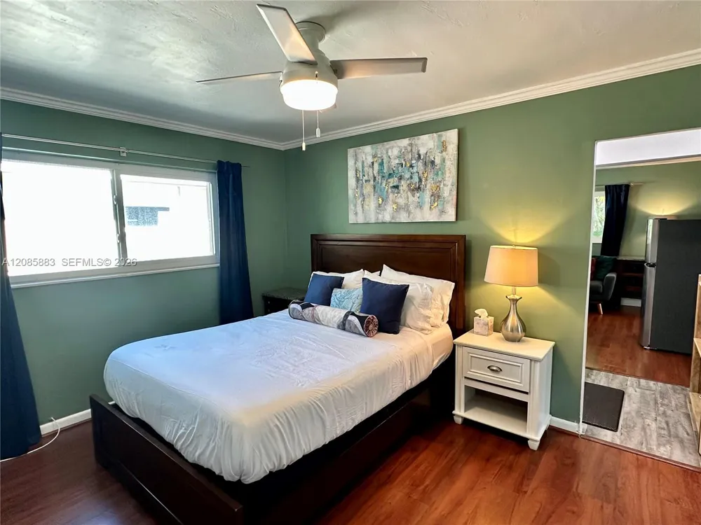 2431 Washington St #2 Hollywood, FL 33020