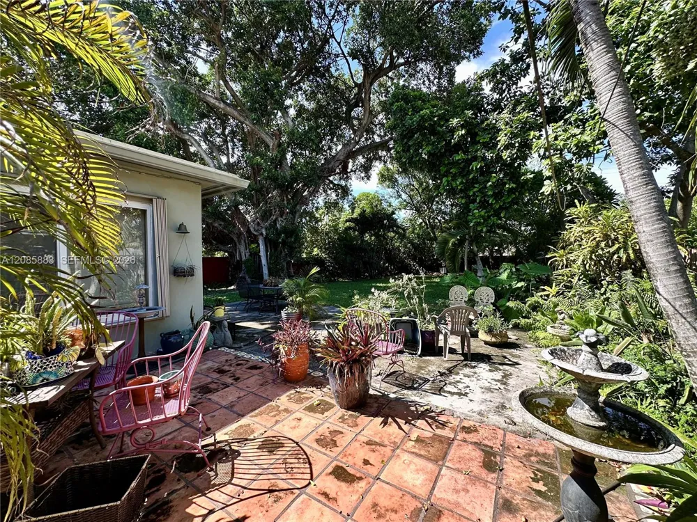 2431 Washington St #2 Hollywood, FL 33020