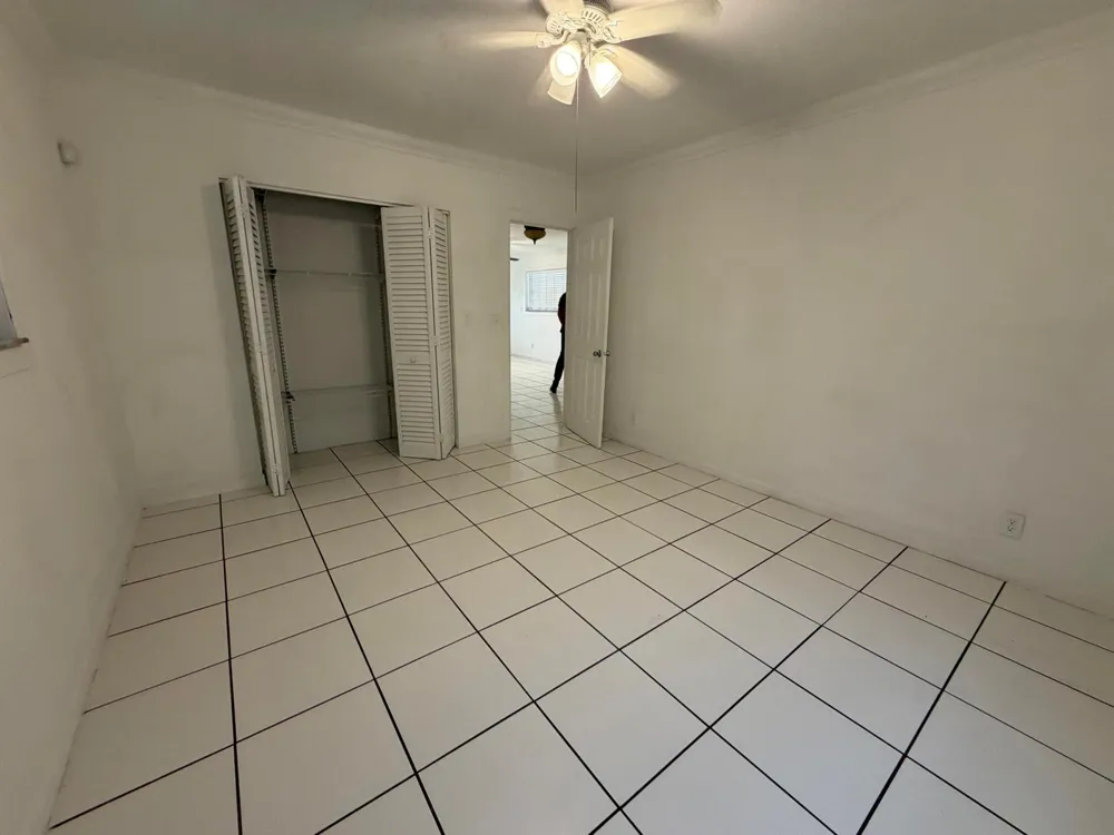 421 NE 11TH STREET #5 Fort Lauderdale, FL 33304
