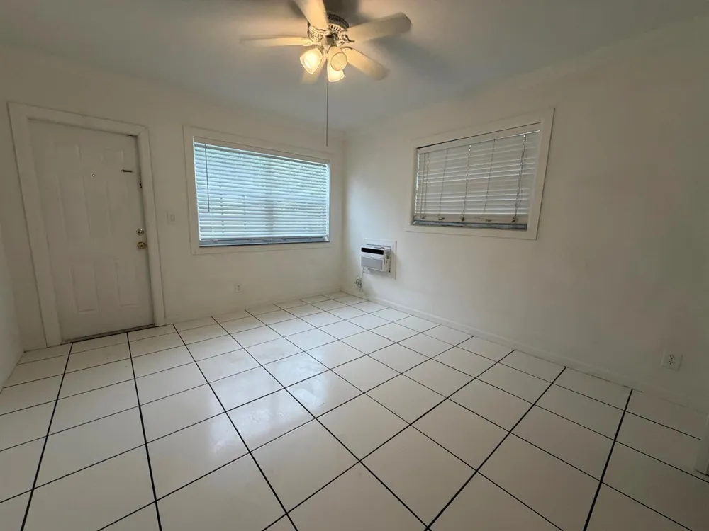 421 NE 11TH STREET #5 Fort Lauderdale, FL 33304