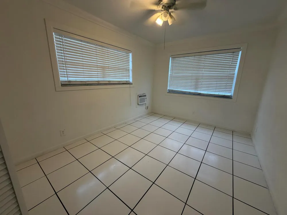 421 NE 11TH STREET #5 Fort Lauderdale, FL 33304