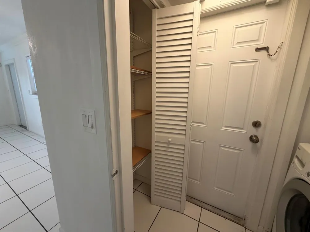 421 NE 11TH STREET #5 Fort Lauderdale, FL 33304