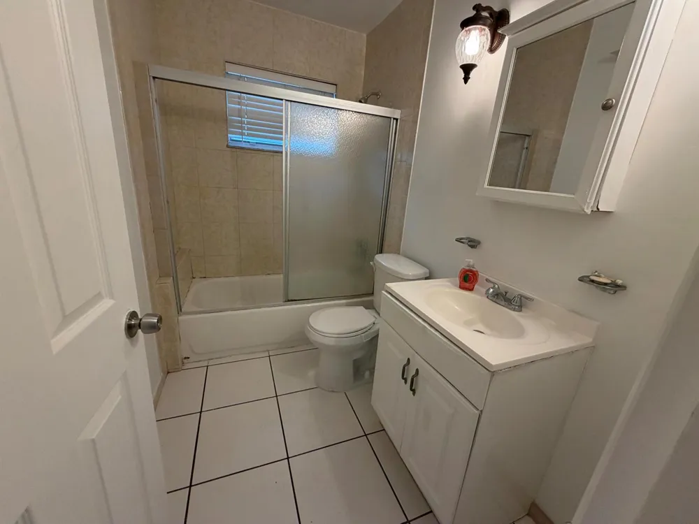 421 NE 11TH STREET #5 Fort Lauderdale, FL 33304