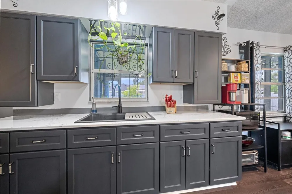 3419 29TH STREET COURT E Bradenton, FL 34208