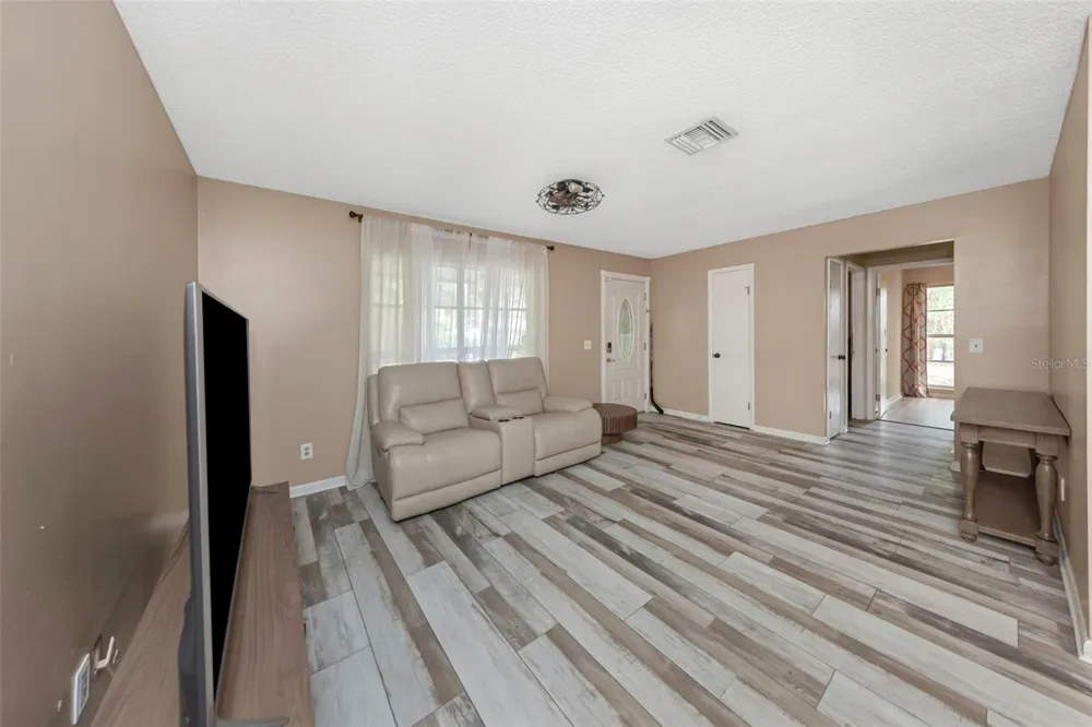 17704 RIVENDEL ROAD Lutz, FL 33549