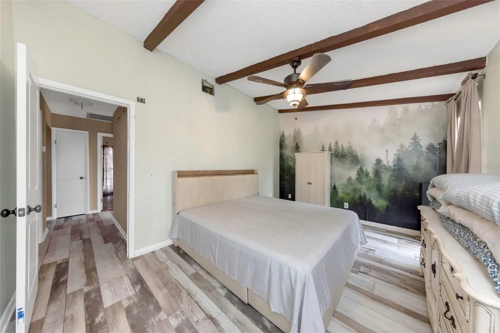 17704 RIVENDEL ROAD Lutz, FL 33549