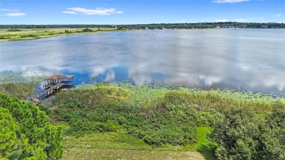 310 PARADISE ISLAND DRIVE Haines City, FL 33844