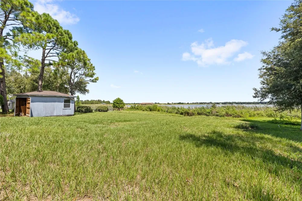 310 PARADISE ISLAND DRIVE Haines City, FL 33844