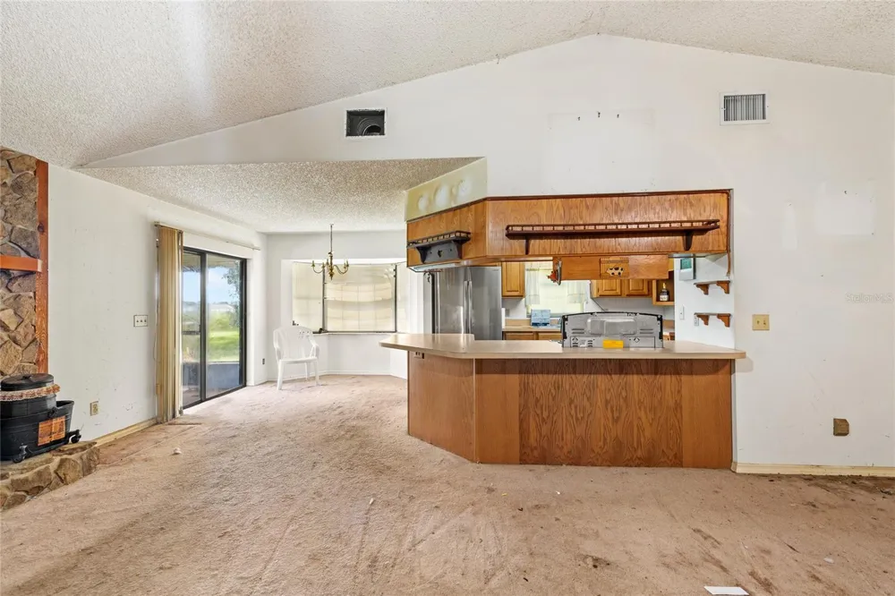 310 PARADISE ISLAND DRIVE Haines City, FL 33844