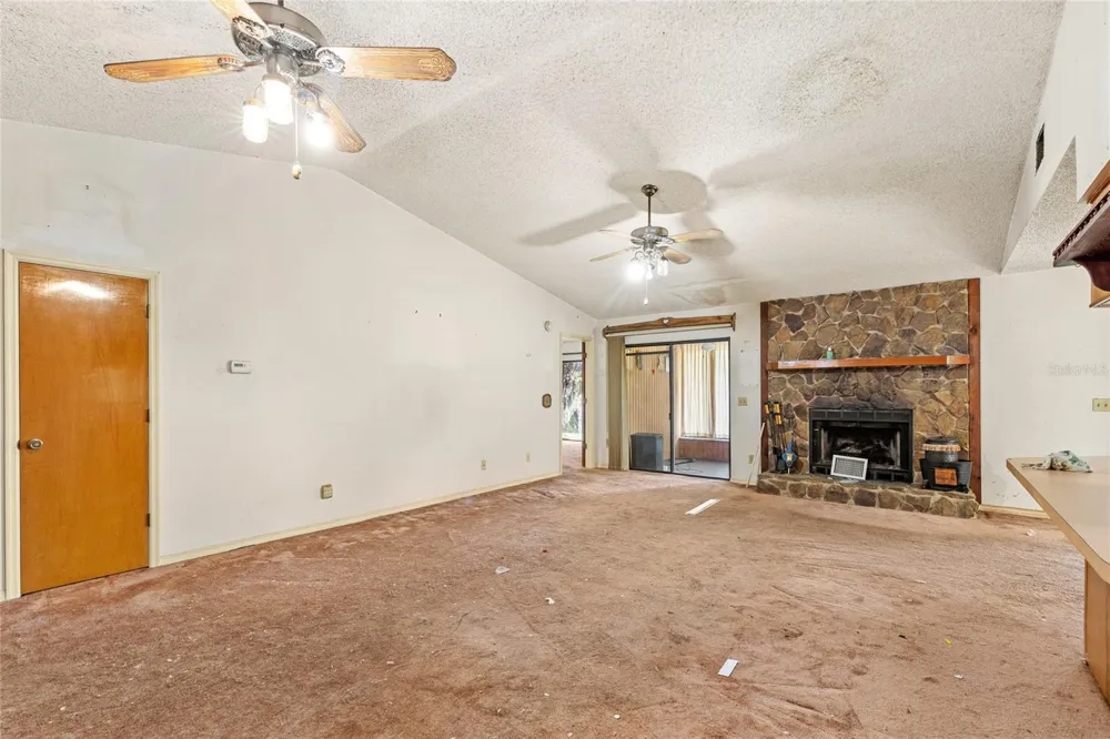 310 PARADISE ISLAND DRIVE Haines City, FL 33844
