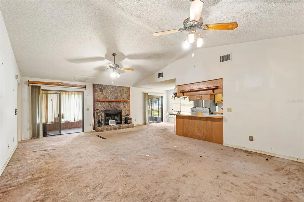 310 PARADISE ISLAND DRIVE Haines City, FL 33844