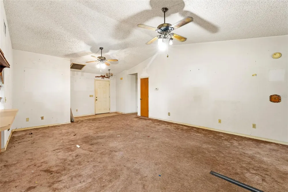 310 PARADISE ISLAND DRIVE Haines City, FL 33844