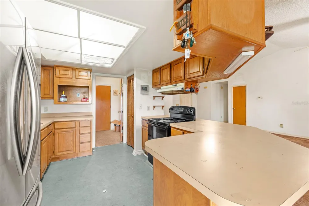 310 PARADISE ISLAND DRIVE Haines City, FL 33844