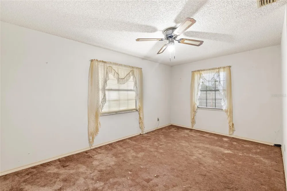 310 PARADISE ISLAND DRIVE Haines City, FL 33844