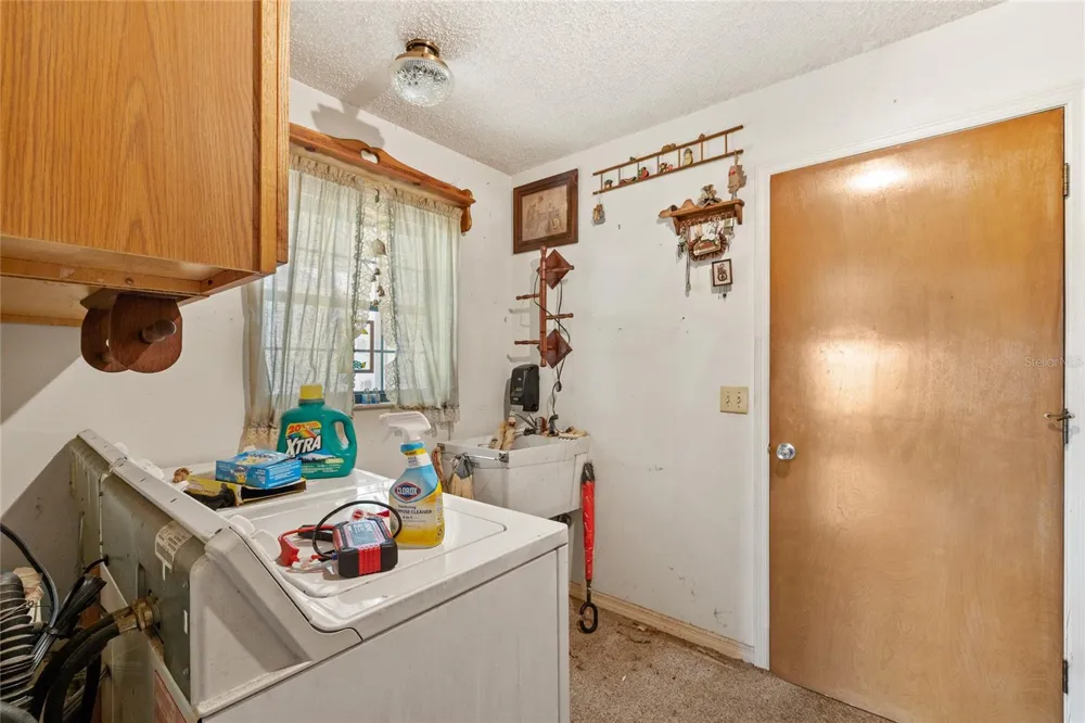 310 PARADISE ISLAND DRIVE Haines City, FL 33844