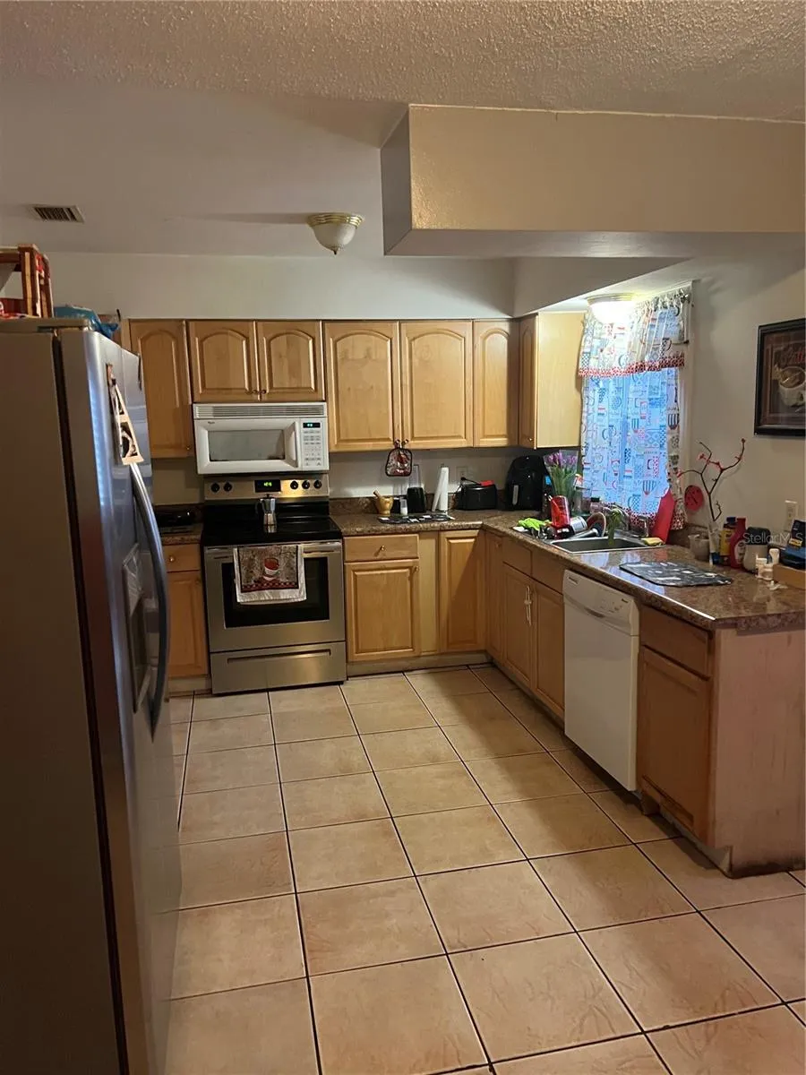 830 BALTIMORE Orlando, FL 32810