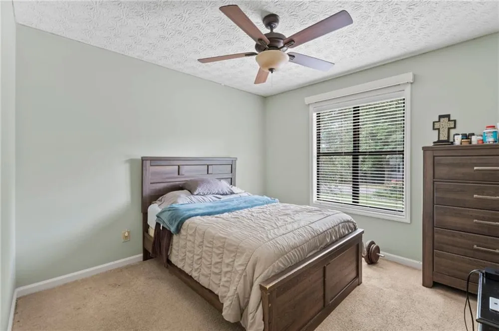 2555 Morgan Lake Drive NE Marietta, GA 30066
