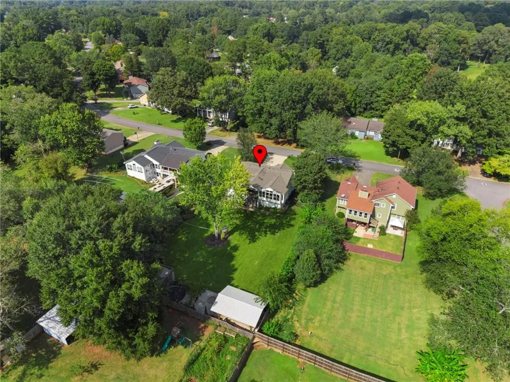 2555 Morgan Lake Drive NE Marietta, GA 30066