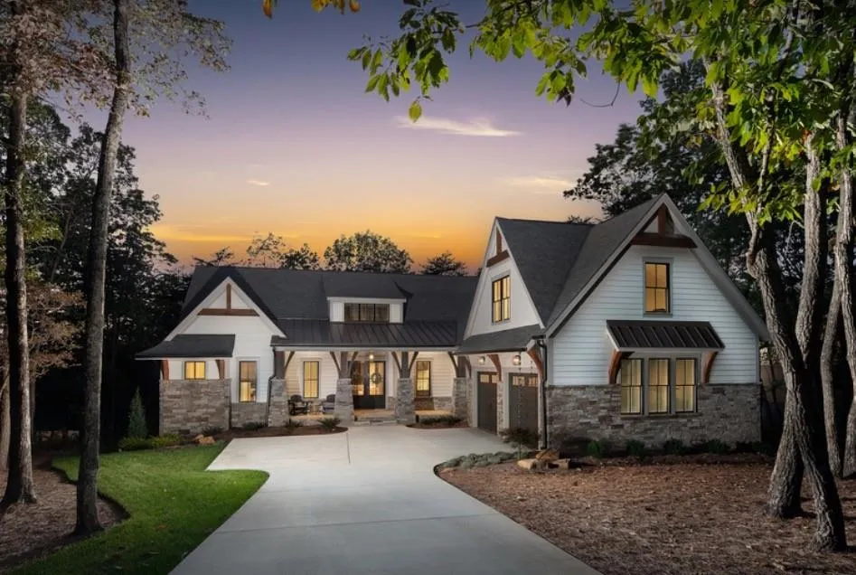 1028 Bear Paw Ridge Dahlonega, GA 30533