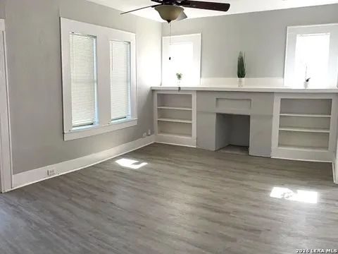 433 W ROSEWOOD AVE Unit 1