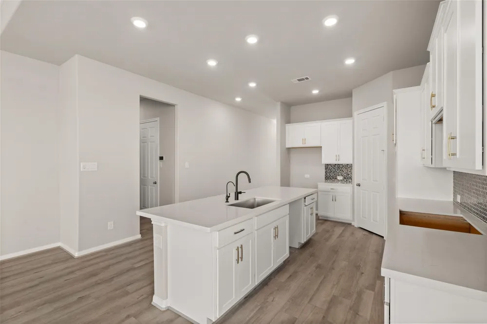 324 Juniper Pass Drive Brookshire, TX 77423