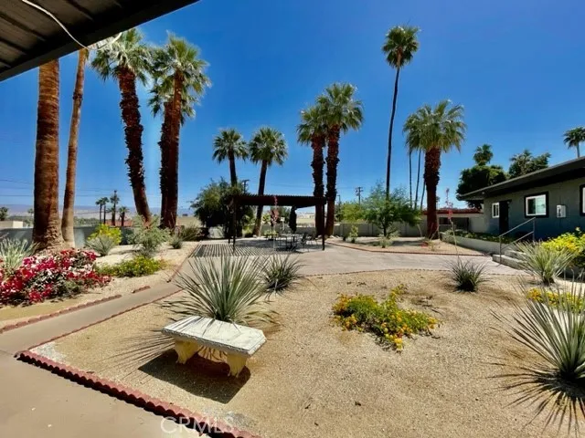 36947 Melrose Drive #4 Cathedral City, CA 92234
