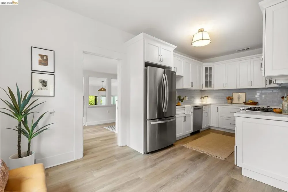 452 44Th St Oakland, CA 94609
