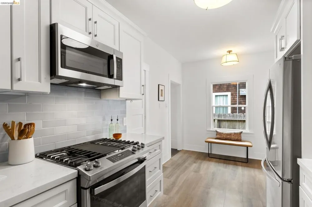452 44Th St Oakland, CA 94609