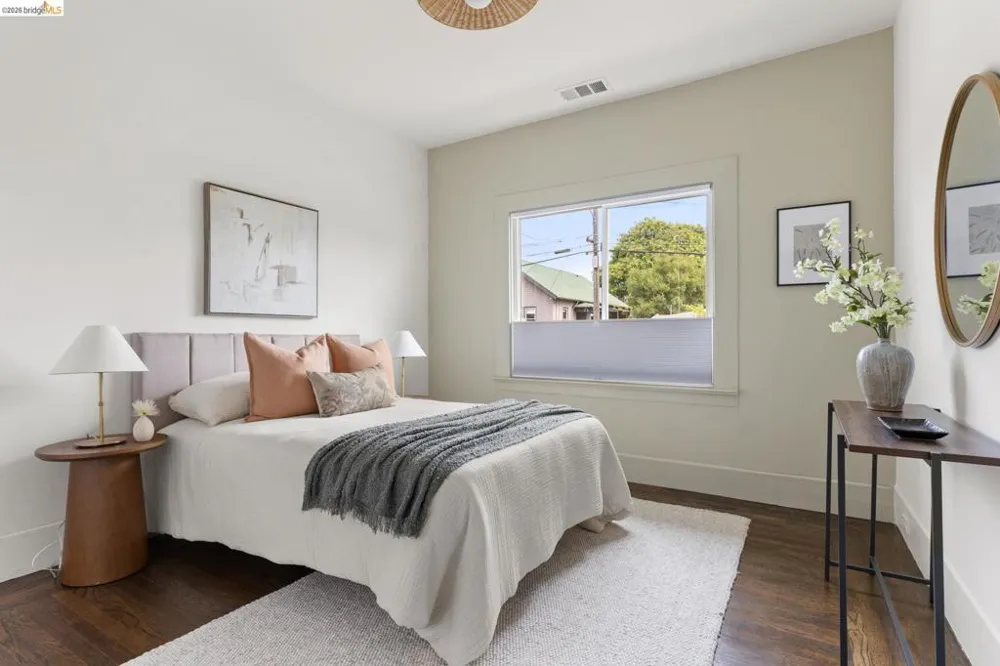 452 44Th St Oakland, CA 94609