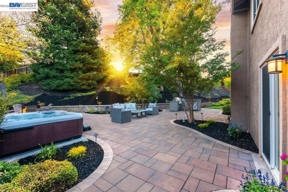 1208 Cheshire Cir Danville, CA 94506