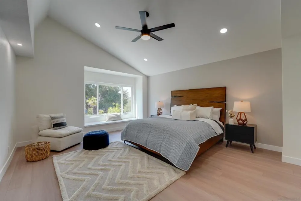3302 Vista Rocosa Escondido, CA 92029