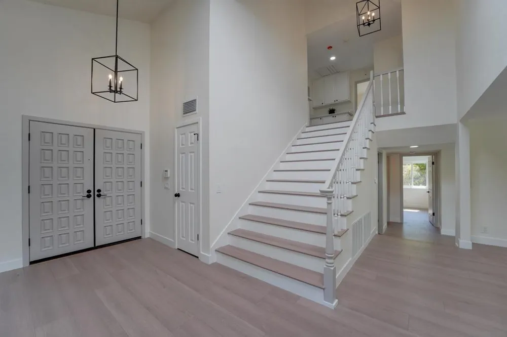 3302 Vista Rocosa Escondido, CA 92029