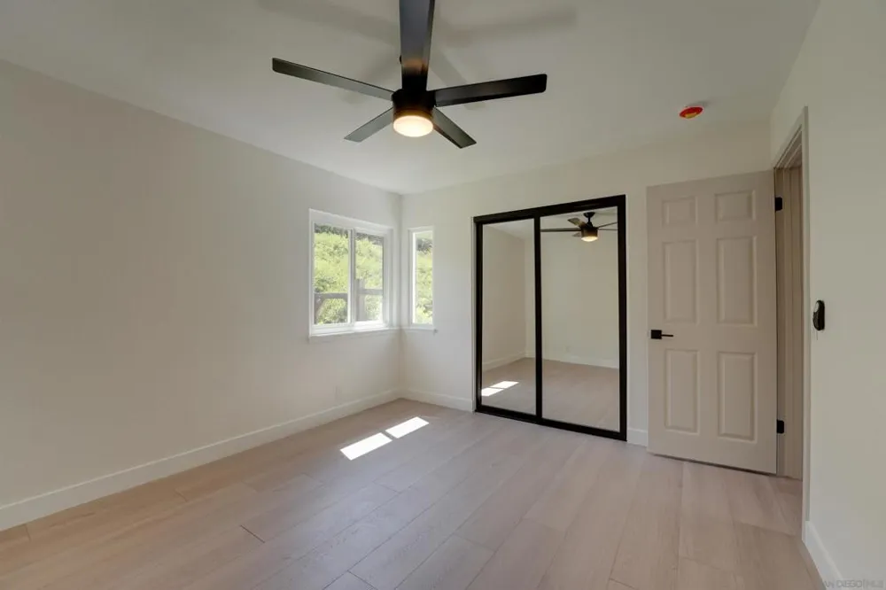 3302 Vista Rocosa Escondido, CA 92029