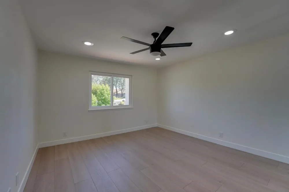 3302 Vista Rocosa Escondido, CA 92029