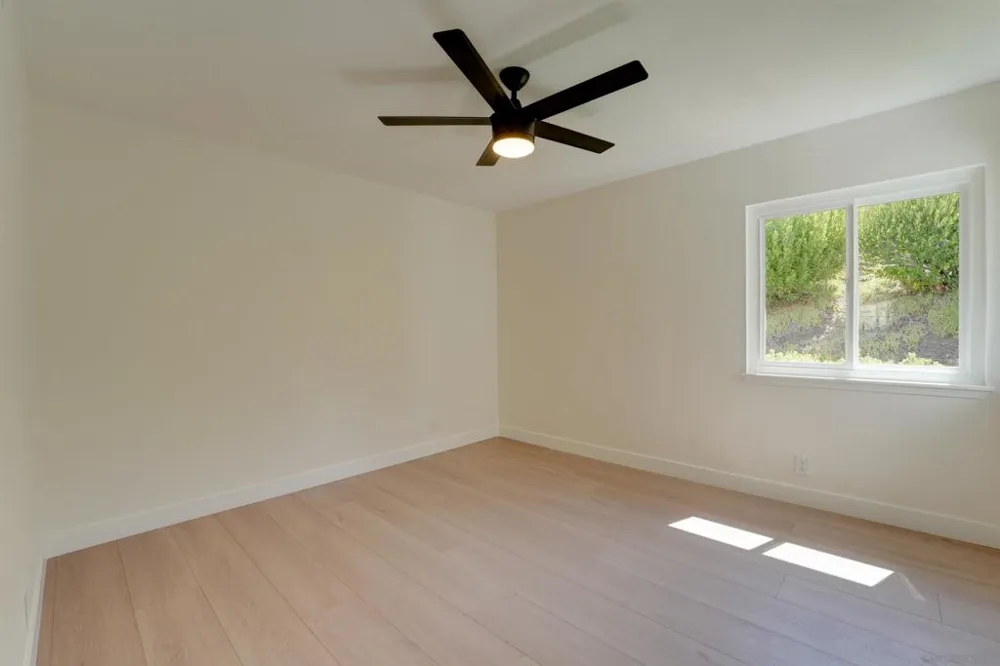 3302 Vista Rocosa Escondido, CA 92029