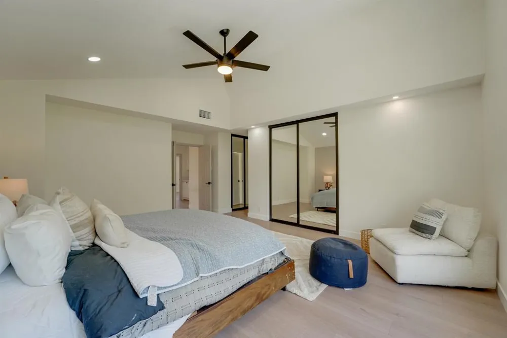 3302 Vista Rocosa Escondido, CA 92029