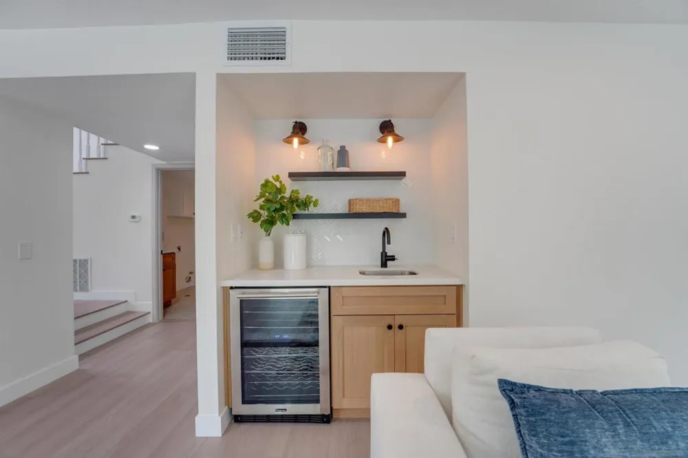 3302 Vista Rocosa Escondido, CA 92029