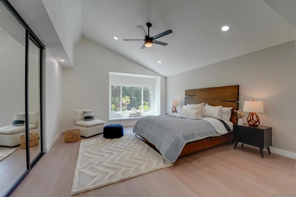 3302 Vista Rocosa Escondido, CA 92029