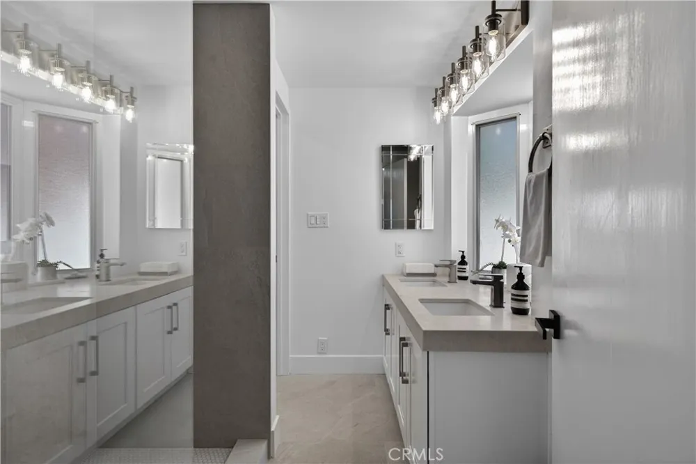 428 Cabrillo Corona del Mar, CA 92625