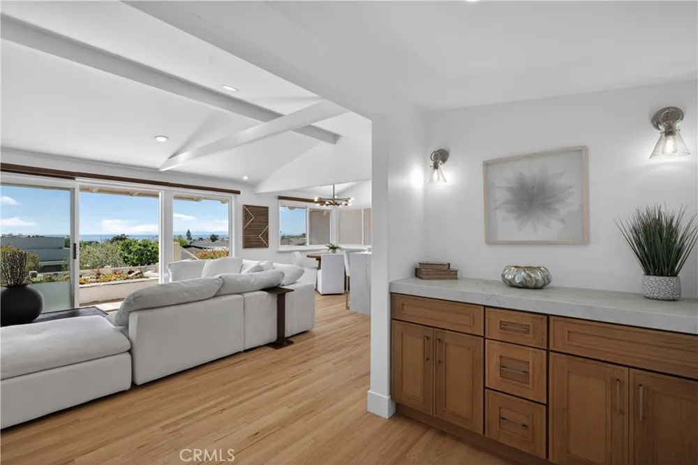 428 Cabrillo Corona del Mar, CA 92625