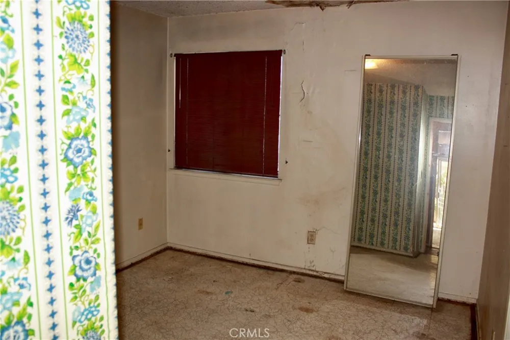 19022 Ibex Avenue Artesia, CA 90701
