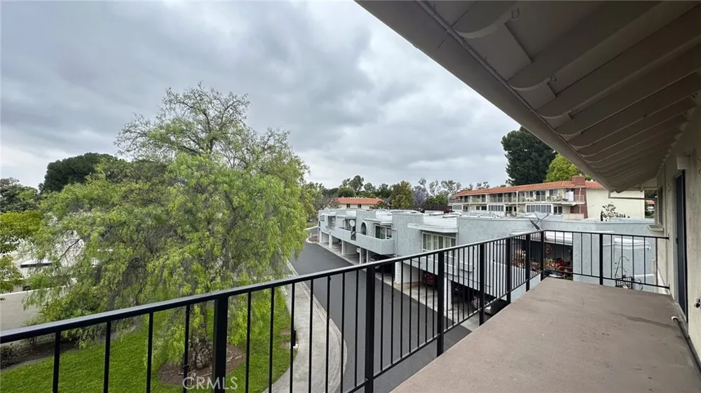 2227 Via Puerta Laguna Woods, CA 92637