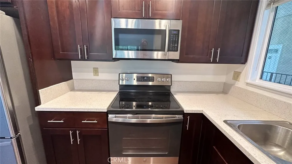 2227 Via Puerta Laguna Woods, CA 92637