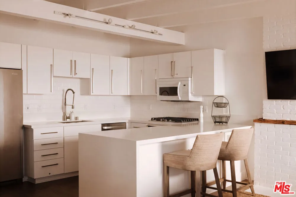 1508 Miramar Santa Barbara, CA 93108