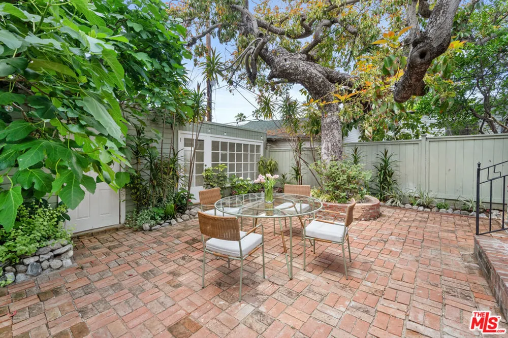 9024 Keith Avenue West Hollywood, CA 90069