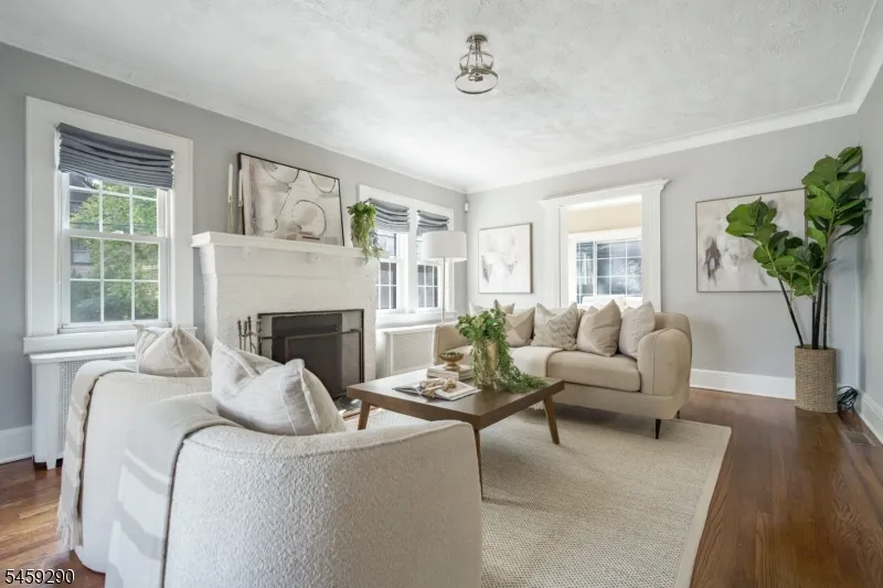 47 Fairmount Ter West Orange, NJ 07052