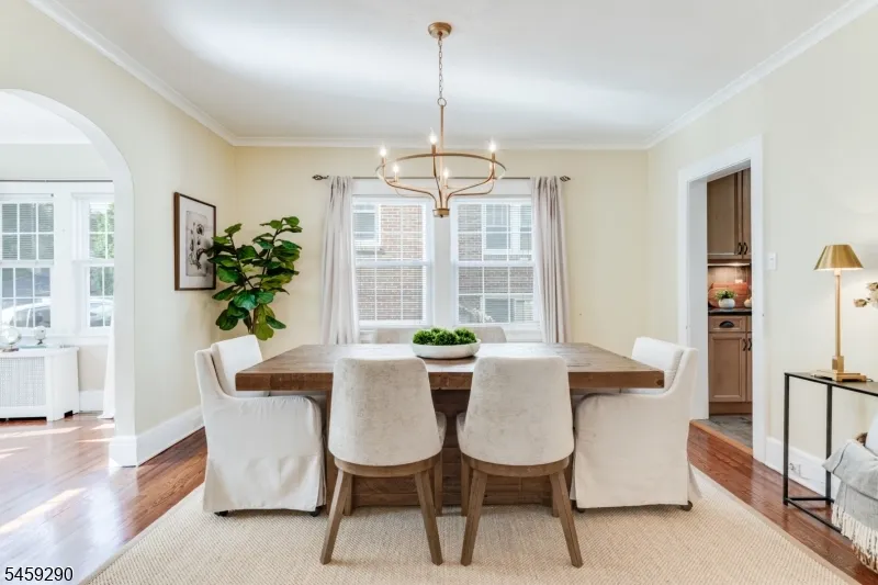 47 Fairmount Ter West Orange, NJ 07052