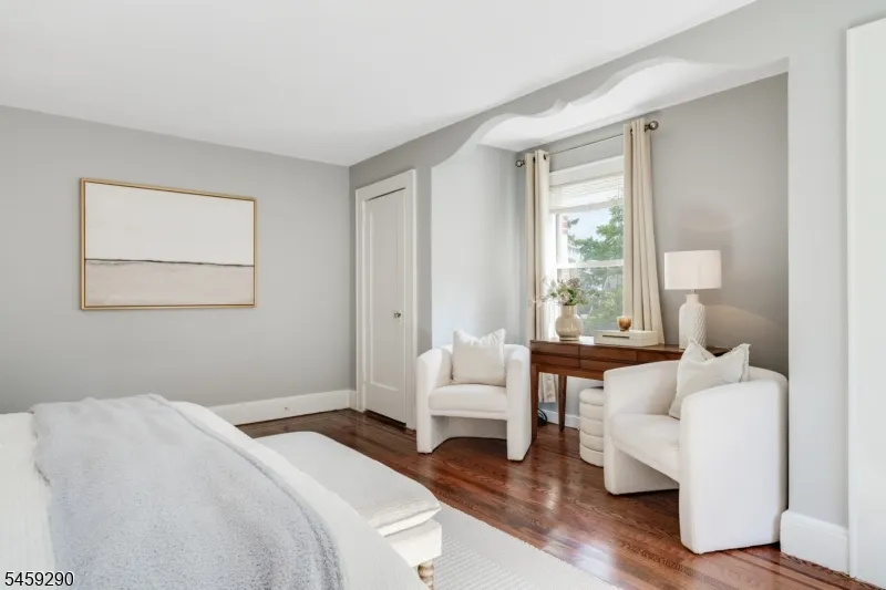 47 Fairmount Ter West Orange, NJ 07052