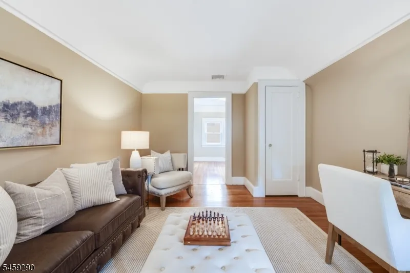 47 Fairmount Ter West Orange, NJ 07052